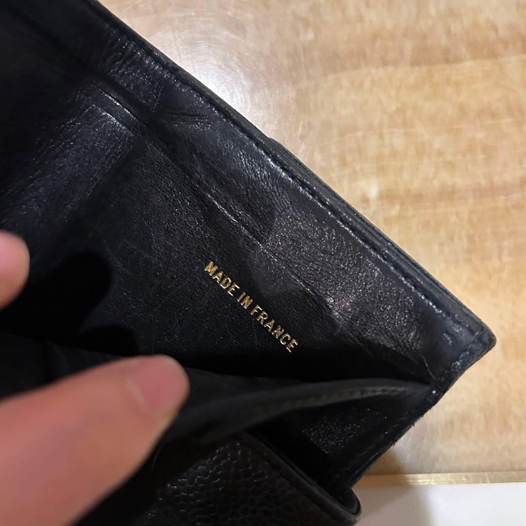 CHANEL ココマーク 二つ折り財布 キャビアスキン ブラック