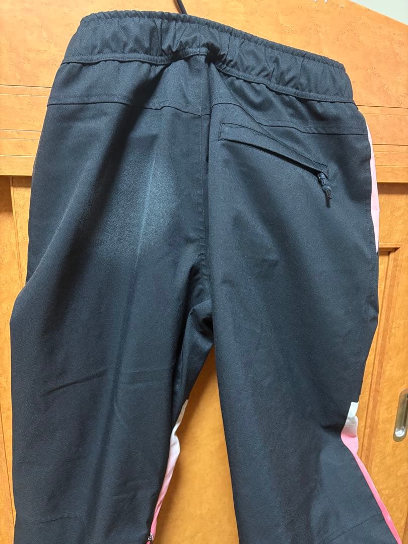 エアブラスター AIRBLASTER スノボウェア ピンク 上下セット