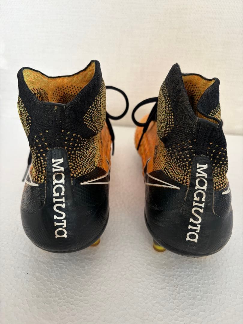 シューズ NIKE Magista Obra FG