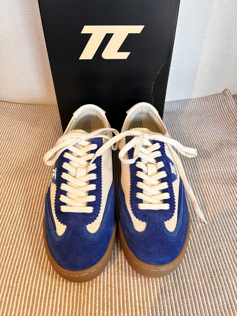 ※未使用※【THESING】キャンバススエードスニーカー サイズ