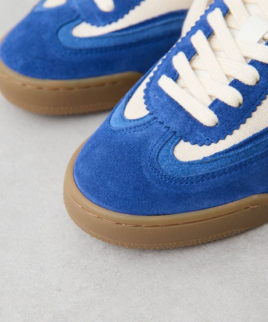 ※未使用※【THESING】キャンバススエードスニーカー サイズ