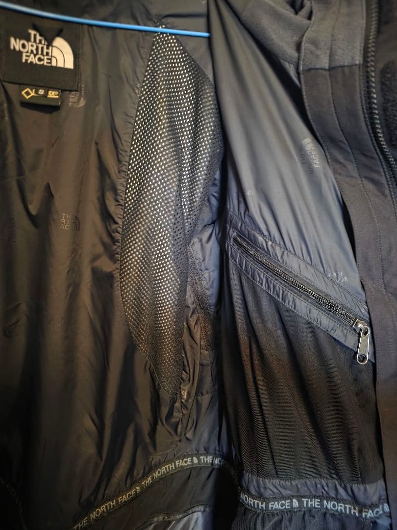 ノースフェイス　マウンテンジャケット GORE-TEX BLACK中古