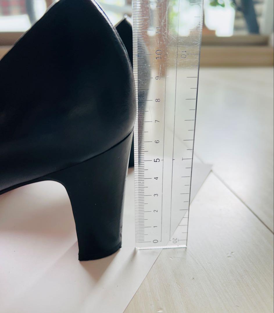 【クリスチャンルブタン】黒　レザー　ブラック　ハイヒール　23.5 37