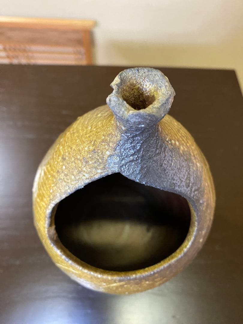 茶道具/花入 『備前くりぬき掛花入』 岡田輝 共箱 茶の湯