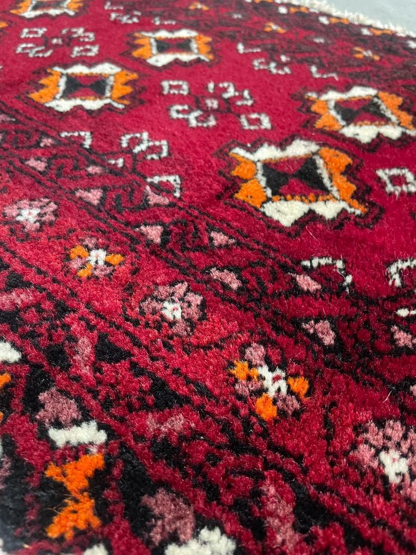 ✧ヴィンテージラグ✧　120cm×50cm　トルバトヘイダリエ　イラン　ギュル