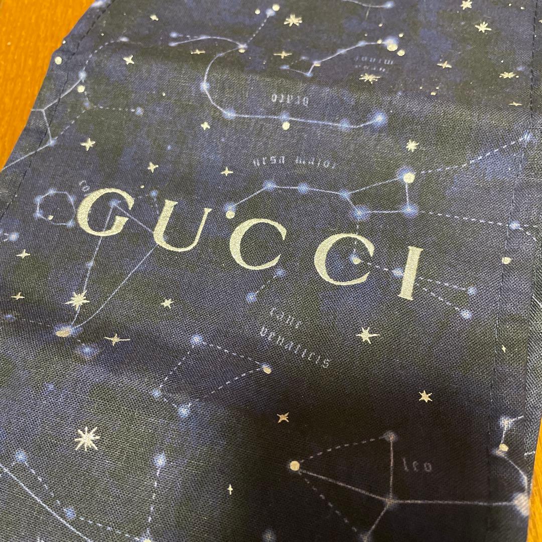 ヒグチユウコ GUCCI 二つ折り財布