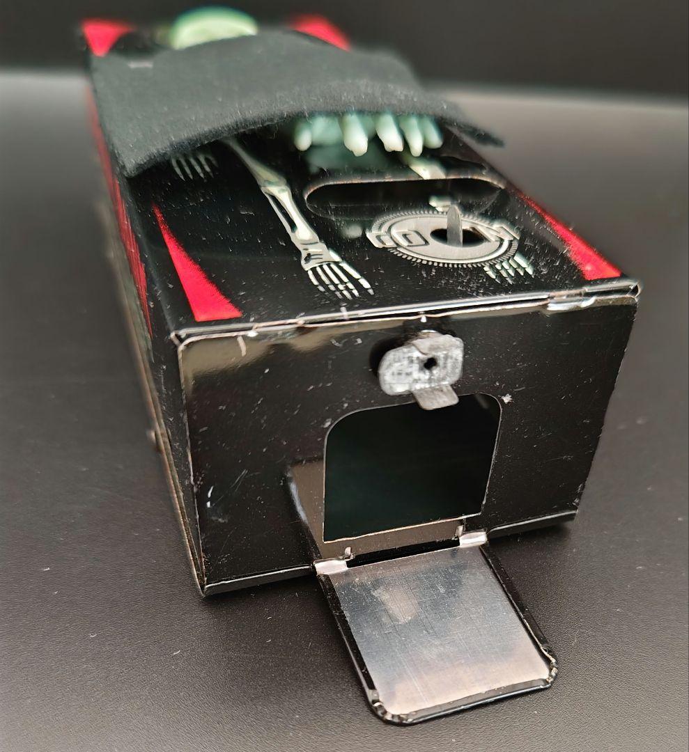 coffin bank◎automatic◎ゼンマイ式骸骨貯金箱◎激レア