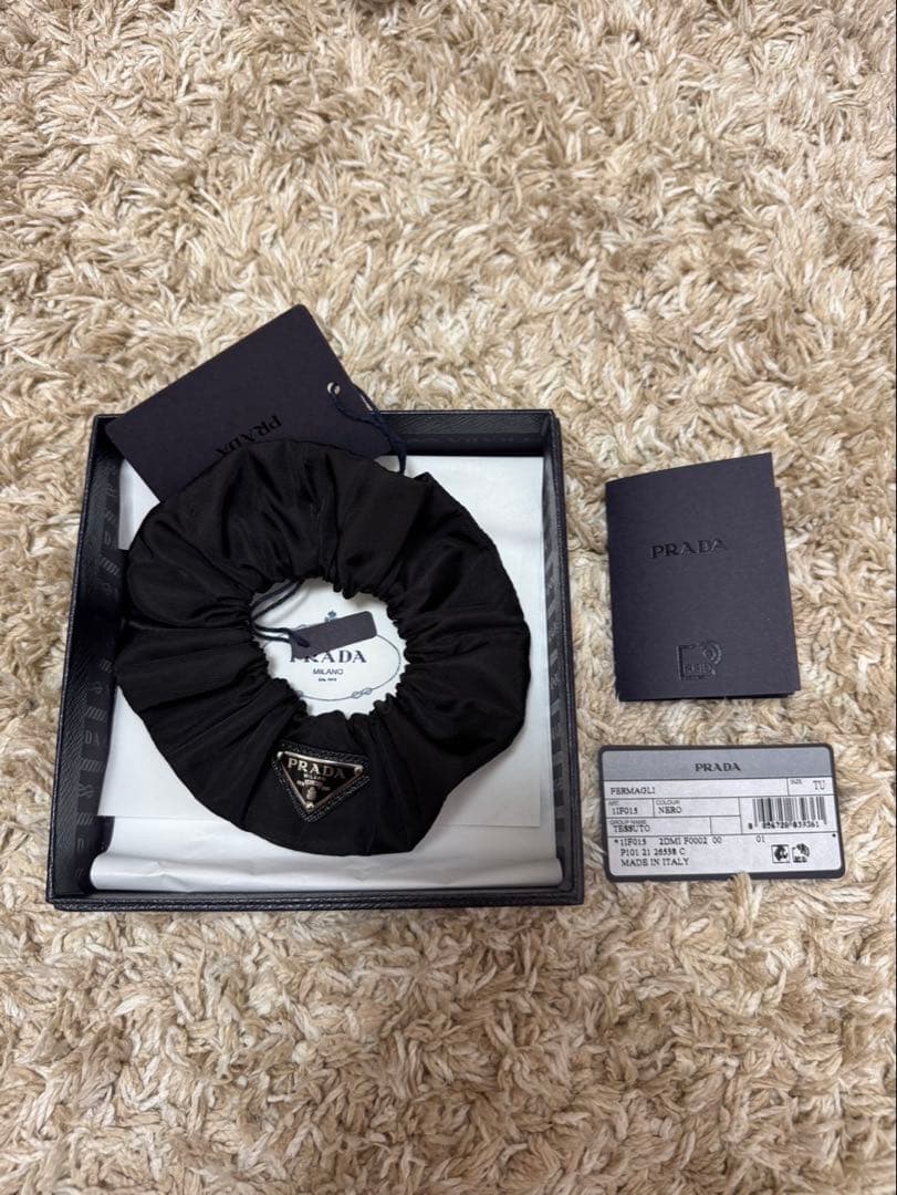 [新品未使用]PRADA ブラック ヘアゴム RE-NYLON