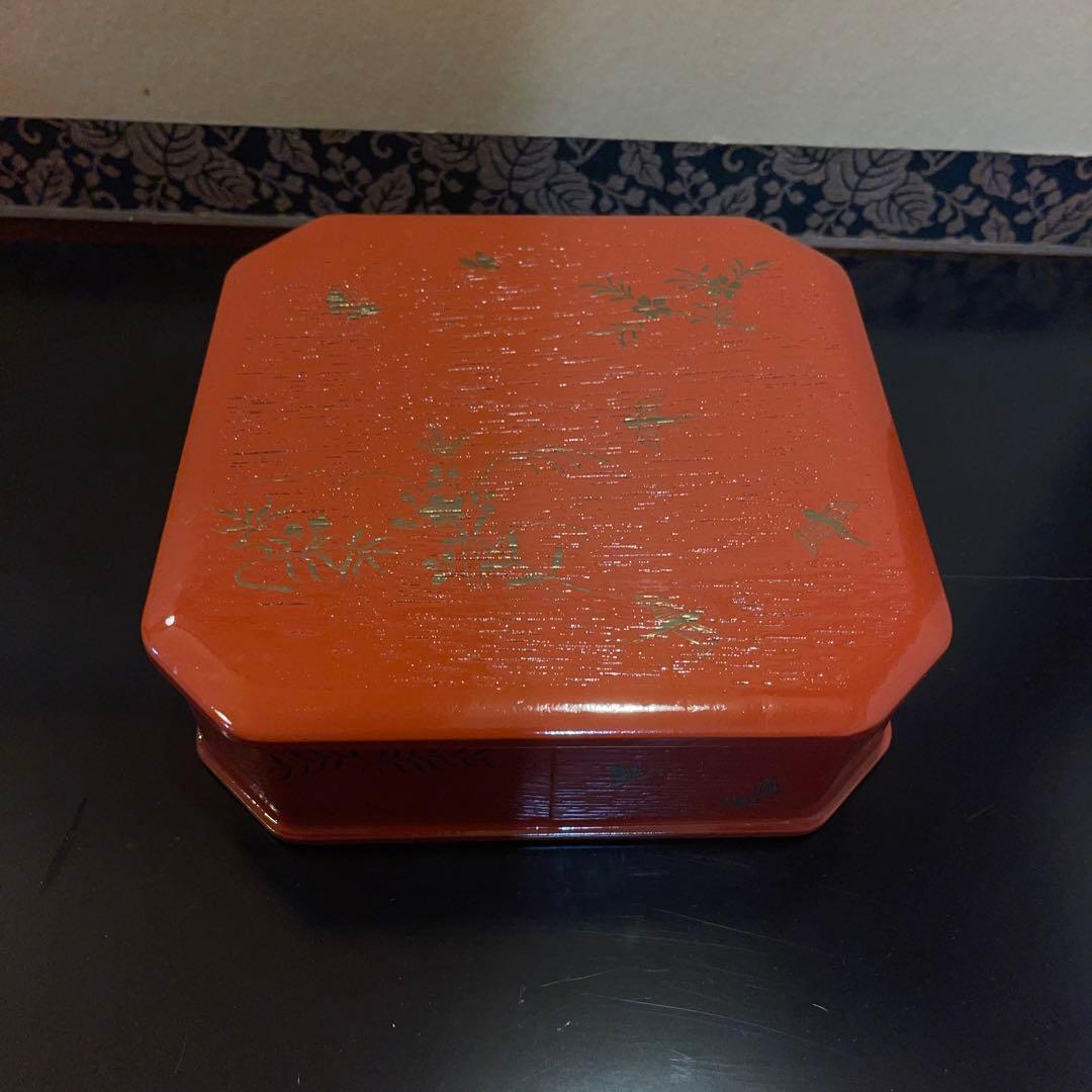 茶道具　朱縁高重花鳥絵　蓋付