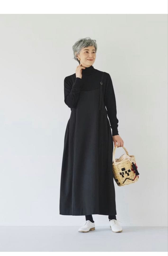 北欧暮らしの道具店 サイドタックのサロペットスカート