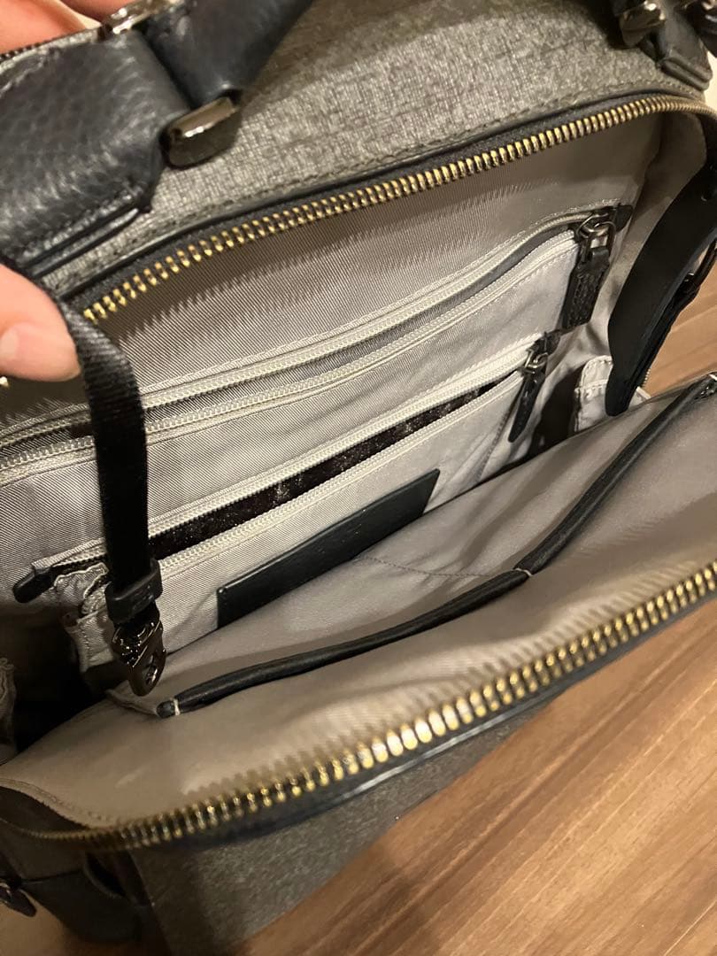 TUMI グレー リュック・バックパック