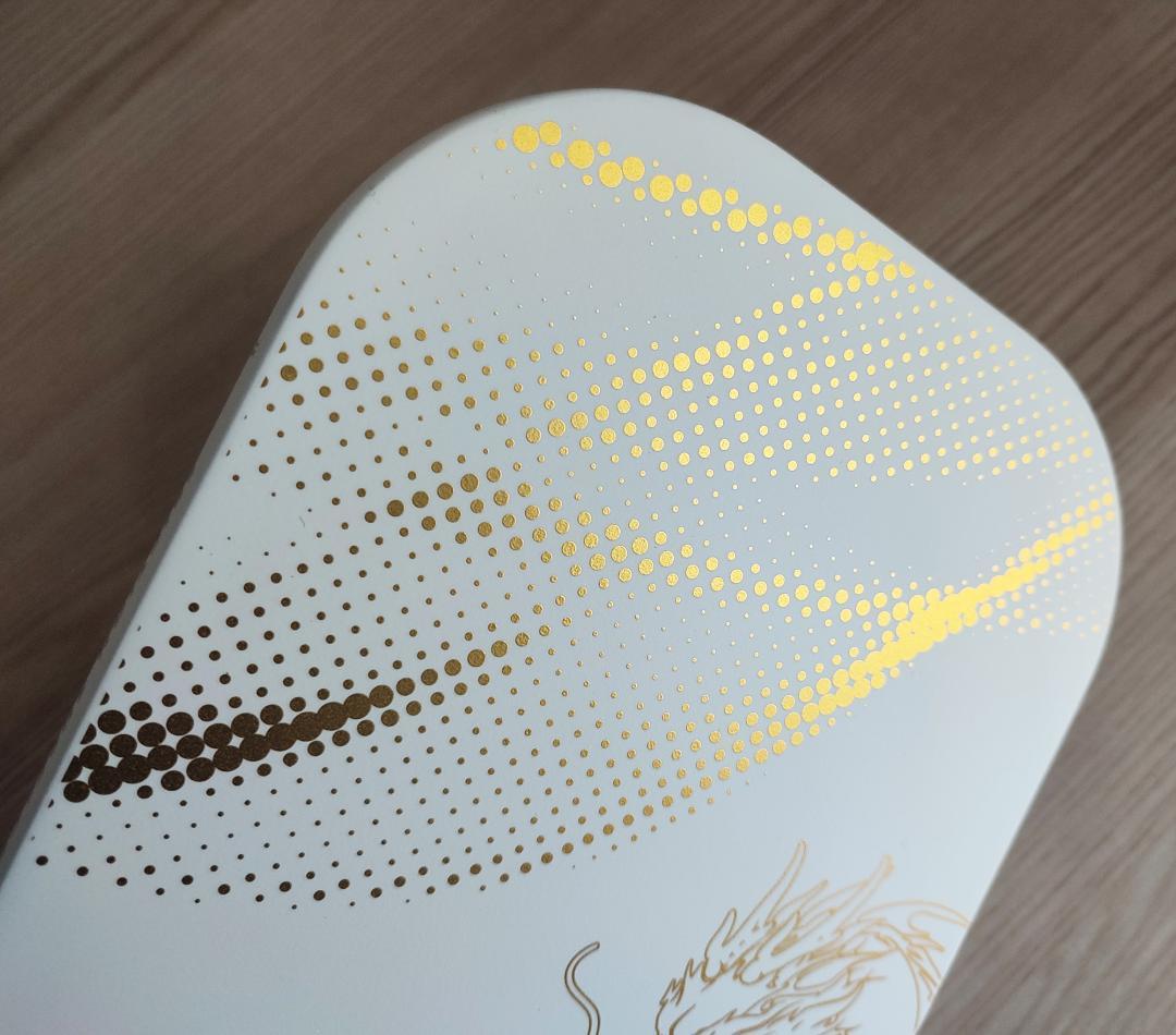 ピックルボール パドル カーボン サーモフォーム エッジレス 黄金 竜