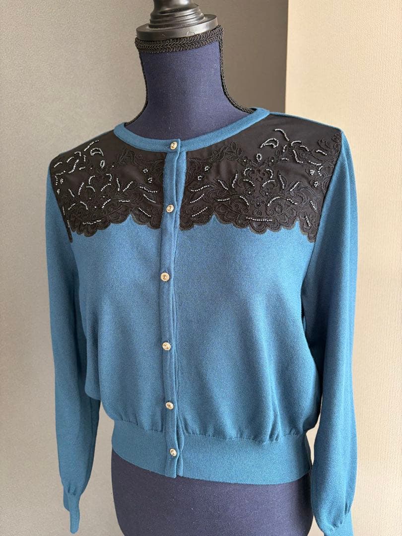 新品　モラビトスペル ビジュービーズ　カーディガン　40 カタログ掲載品