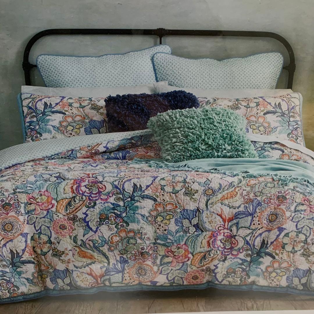 BED BATH N' TABLE 掛け布団カバー　キルティング　シングル　花