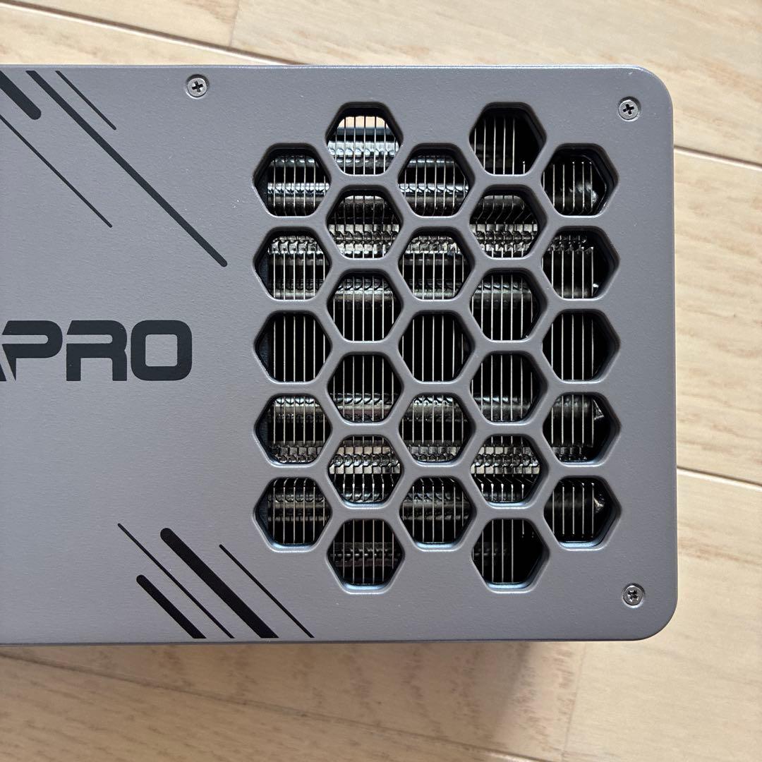 palit RTX 3090 ヒートシンク　ファン　バックプレート　LED 箱