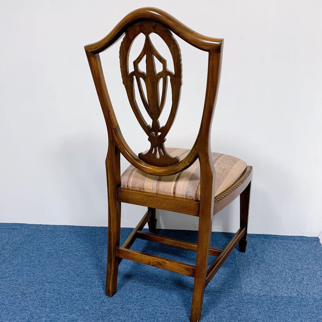 【美品】イギリス アンティーク調 木彫りダイニングチェア 彫刻