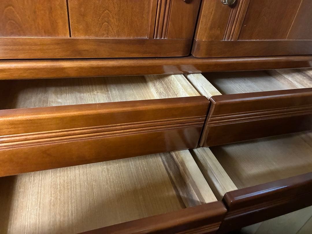 東京都お引き取り限定　サクラ無垢材　ダンスセット