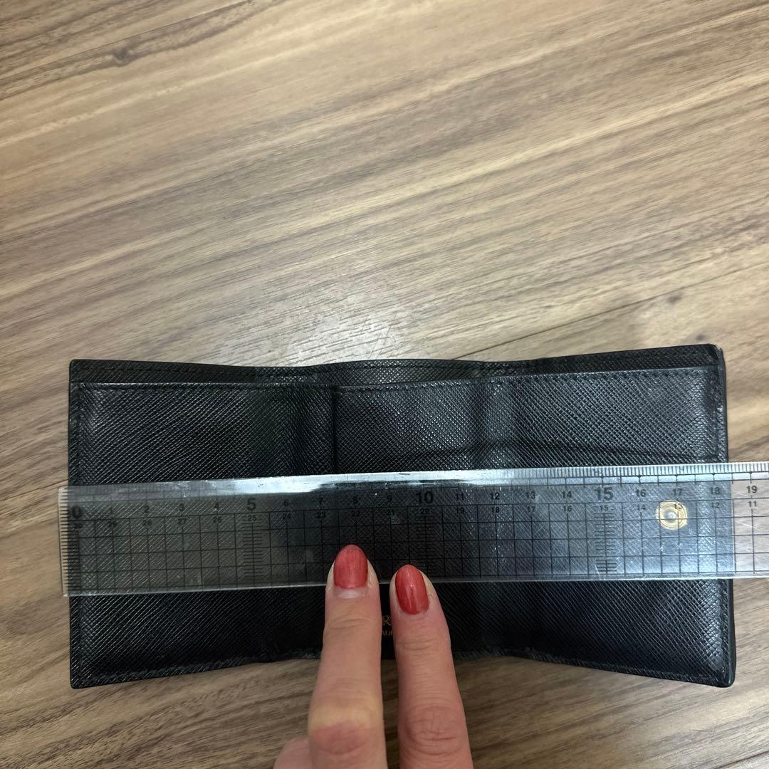 PRADA ブラック 三つ折り財布☆早い者勝ち！値下げ