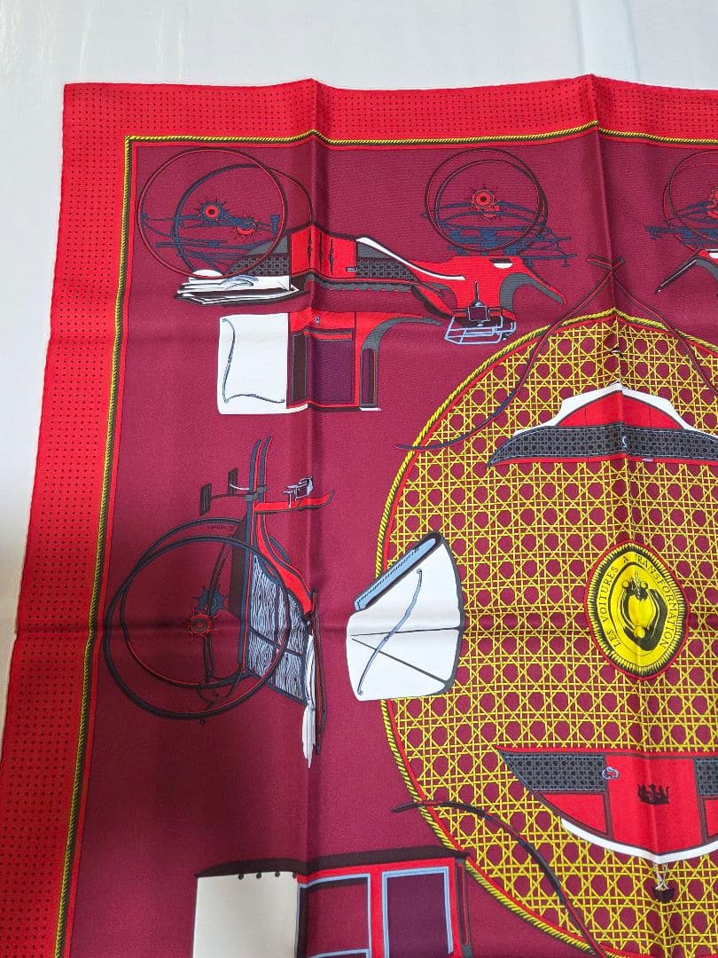 クリーニング済美品　エルメス スカーフ カレ90