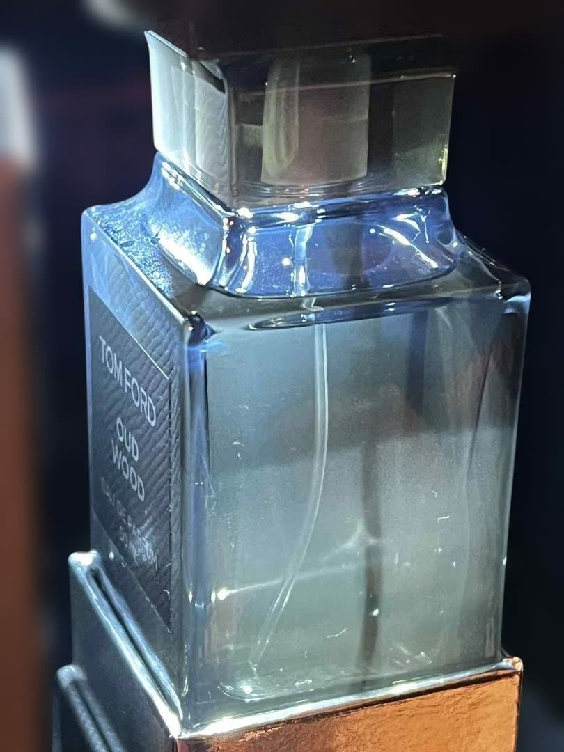 香水(男性用) TOM FORD OUD WOOD 50ml