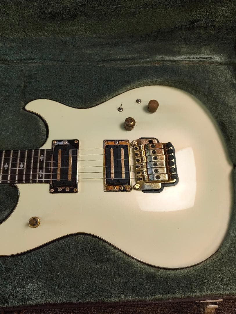 YAMAHA ヤマハ SFX-Ⅰ エレキギターハードケース付き