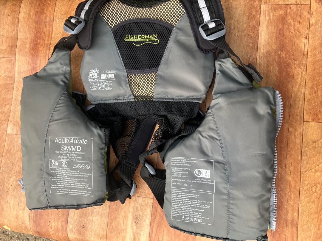 Stohlquist ストールクイスト　PFD fisherman 　SM/MD