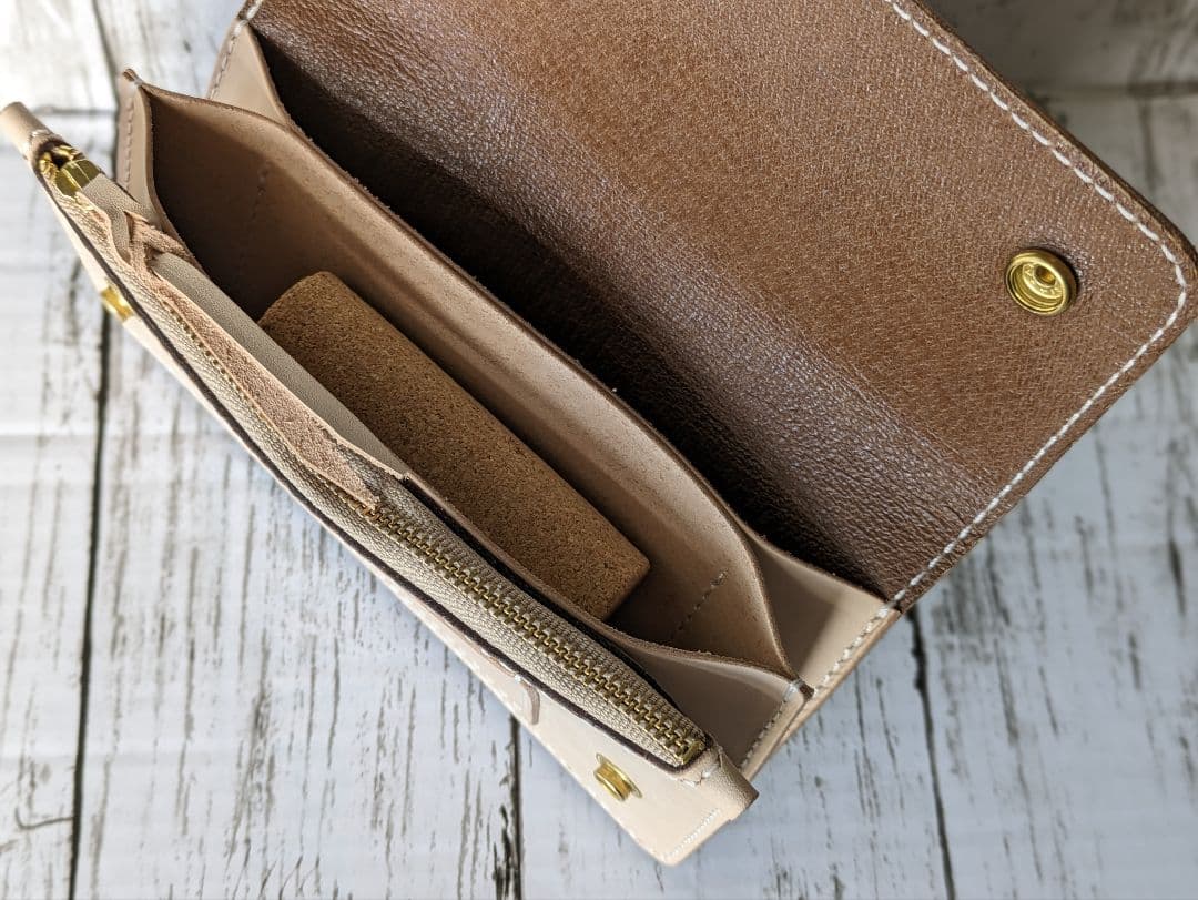 トラッカーウォレット　レザーウォレット　レザーカービンウォレット　財布　長財布