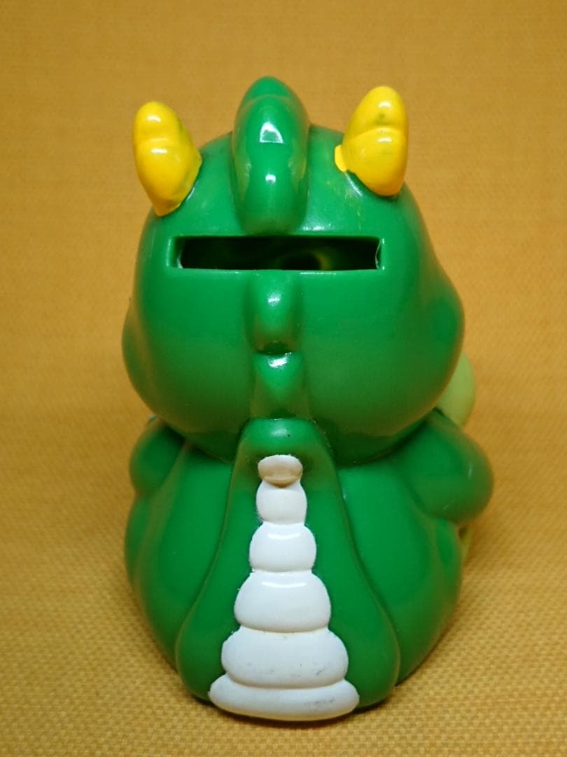 龍　貯金箱　ソフビ　オブジェ　置物　インテリア　工芸品　美術品　A1105