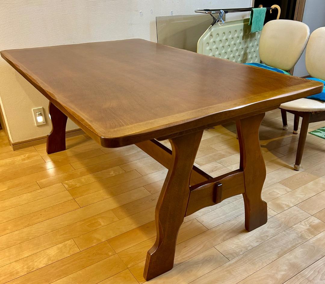 【送料込み】ダイニングテーブル　1,500×920　天然木　柏木工　飛騨家具