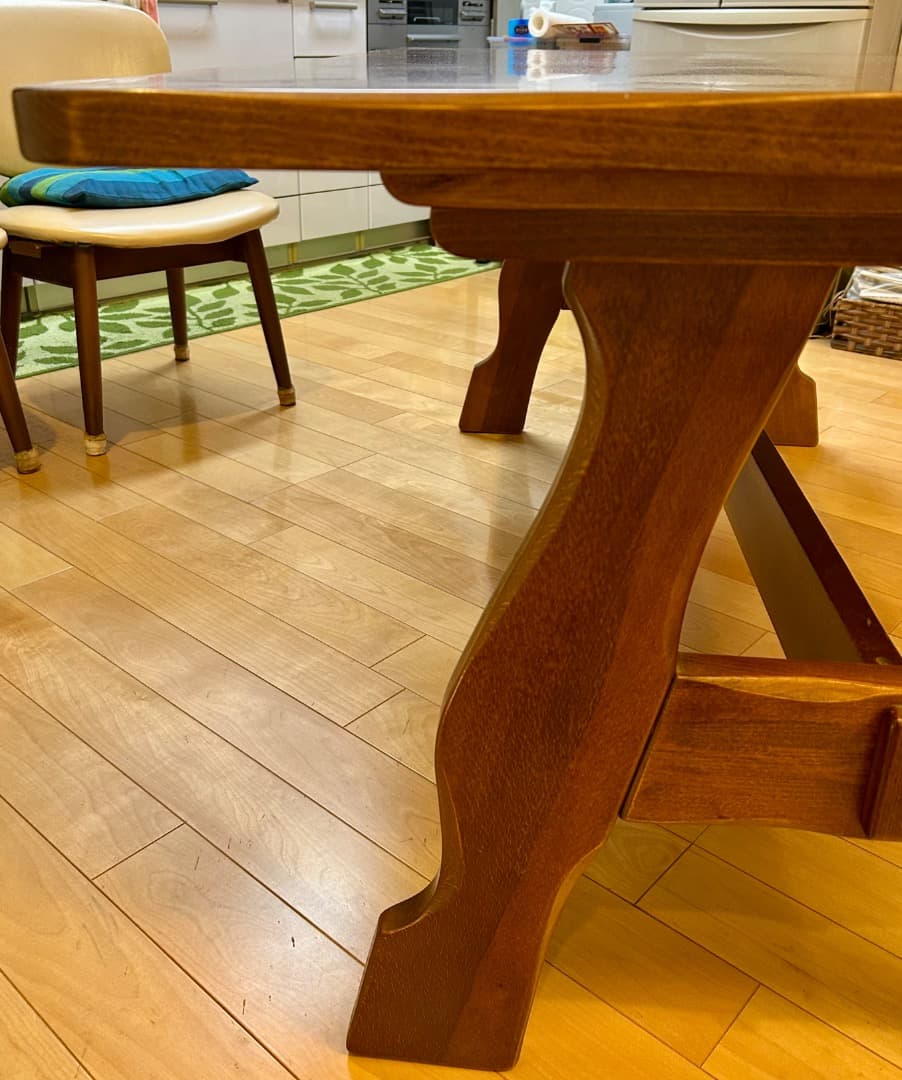 【送料込み】ダイニングテーブル　1,500×920　天然木　柏木工　飛騨家具