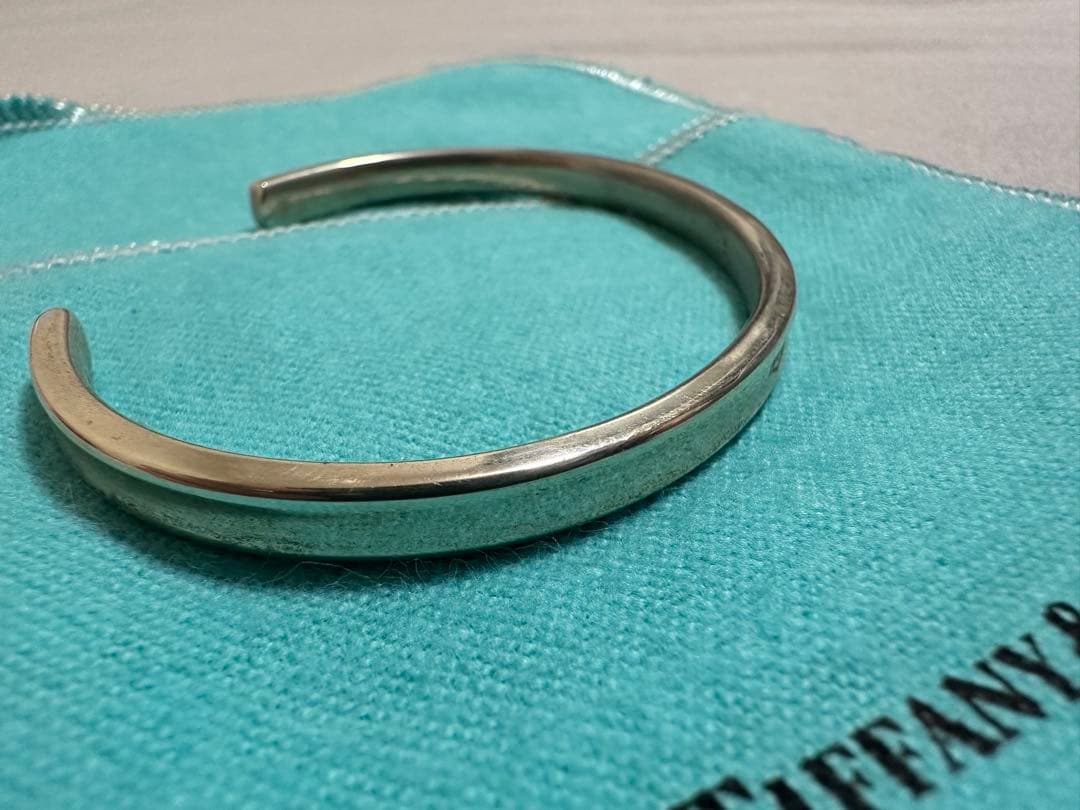 Tiffany & Co. シルバーバングル(ナロー)