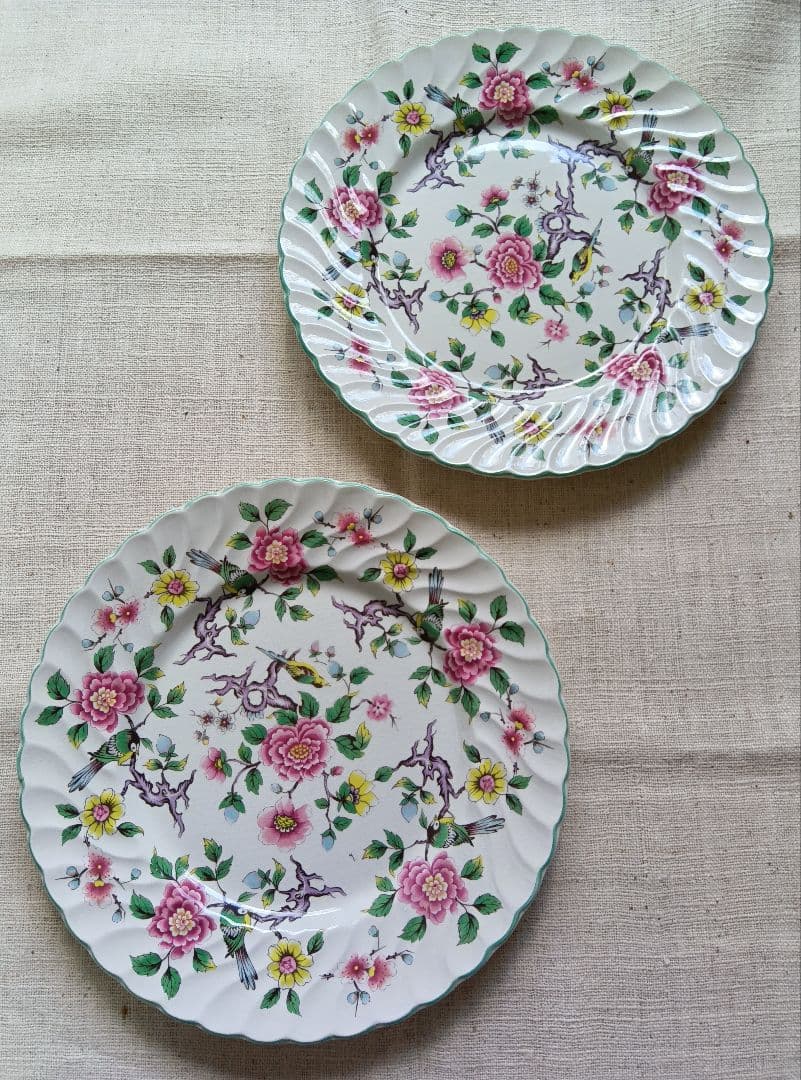 Staffordshire チャイニーズローズプレート 25cm2枚セット