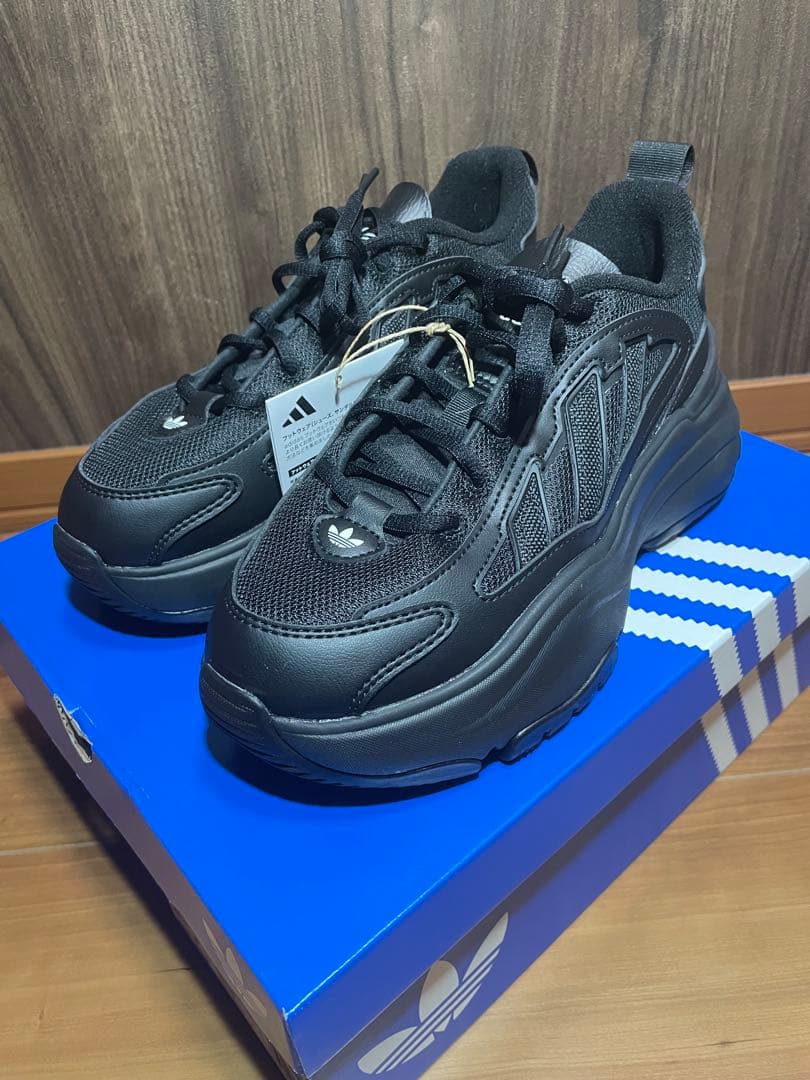 24.5cm オズガイア　OZGAIA adidas originals 新品