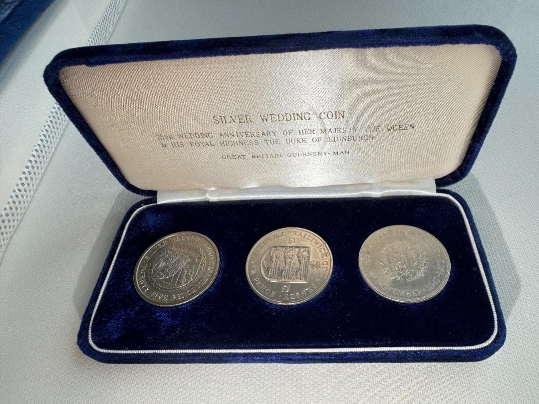 SILVER WEDDING COIN 英国 エリザベス女王 記念