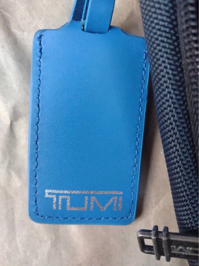 TUMI トゥミ ボディバッグ スリングバッグ