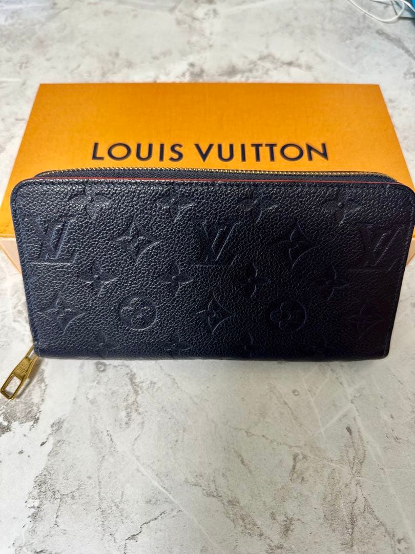 【良品】　LOUIS VUITTON 長財布　正規品　メンズ　レディース　箱付き