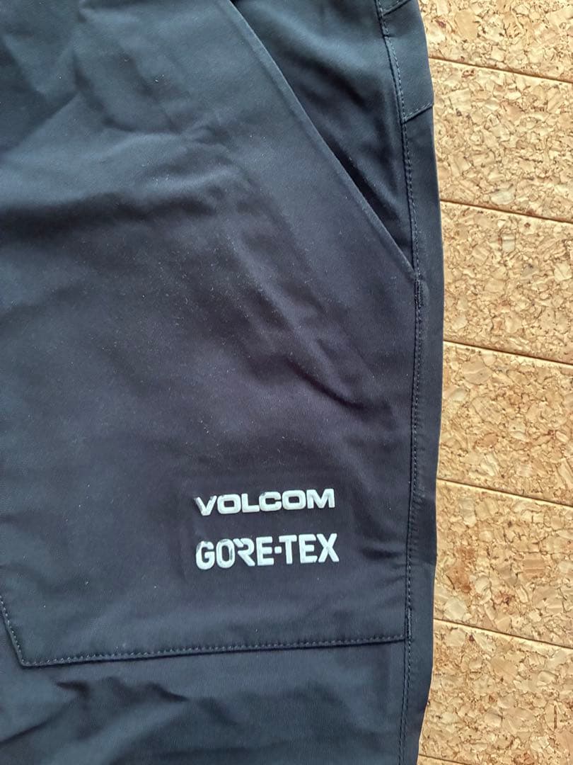 ※値下げ中　ボルコム スノボ ウェア ジャケット S GORE-TEX