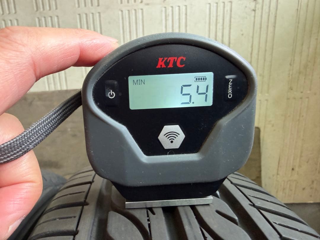 カズ 送料込 165/70R14 ノーマル 22年ダンロップ EC202