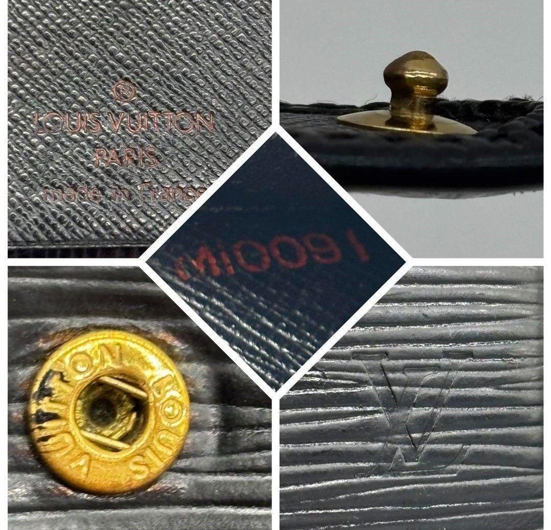 Louis Vuitton ブラック エピレザー 二つ折り財布