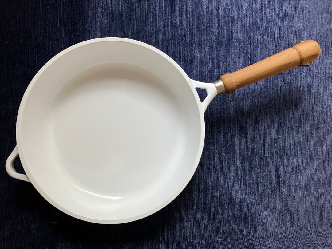 Berndes　26㎝　ホワイト 深型フライパン 木製ハンドル　セラミック白