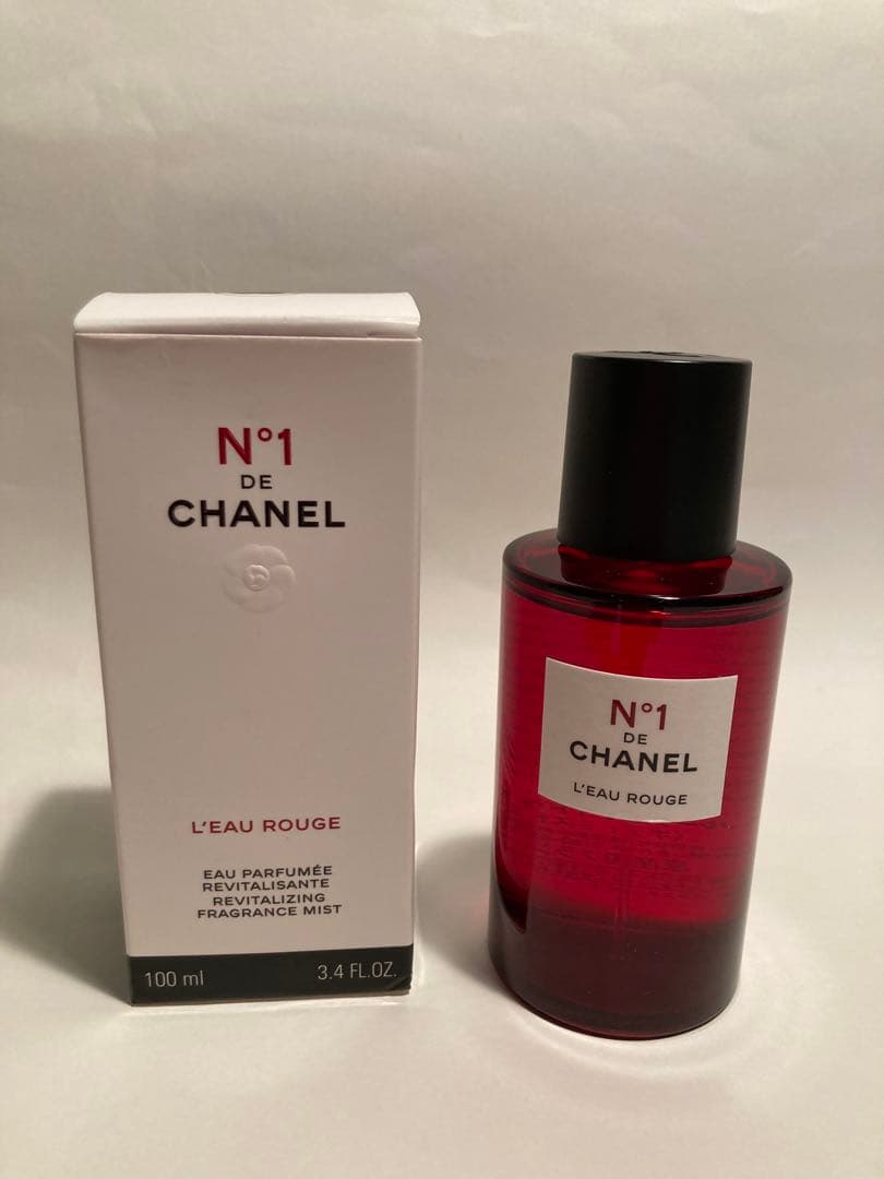 専用出品、値下げ交渉様　ロールージュ N°1ドゥシャネル ボディミスト100ml