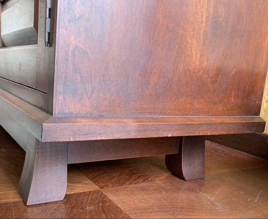 ガラス扉付きキャビネット　食器棚　本棚　辰巳木工　鳥取民藝家具　飾り棚　骨董