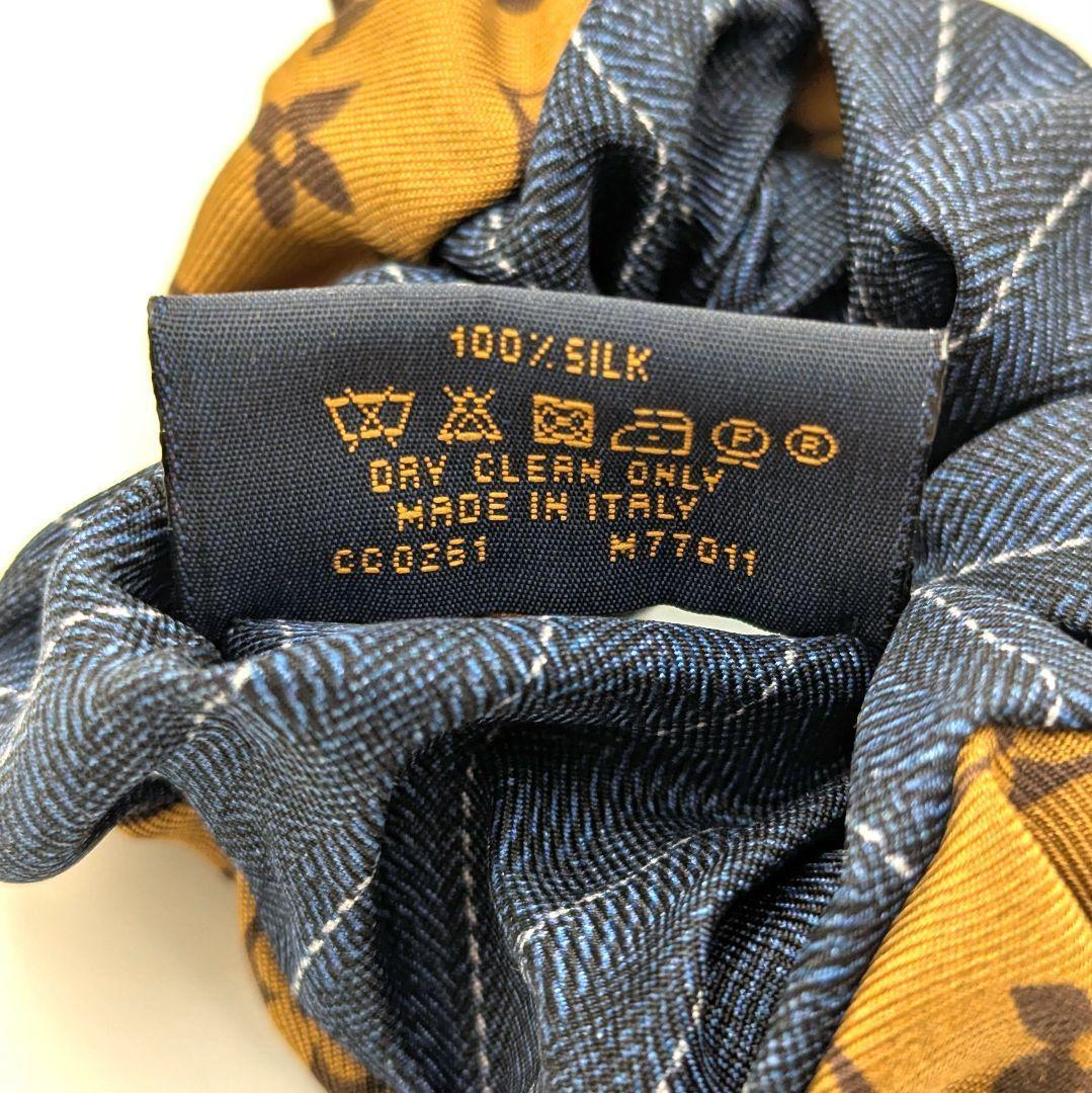 Louis Vuitton ルイヴィトン シュシュ 茶色と青 モノグラム