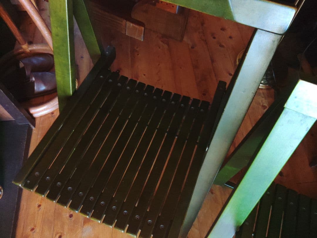 ナッツファニチャー　NATS furniture　フォールディング　折りたたみ