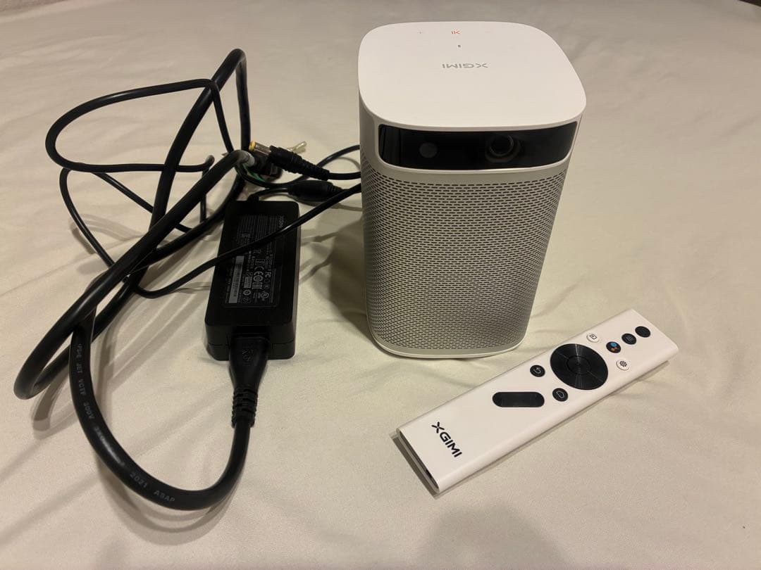 XGIMI MoGo Pro プロジェクター