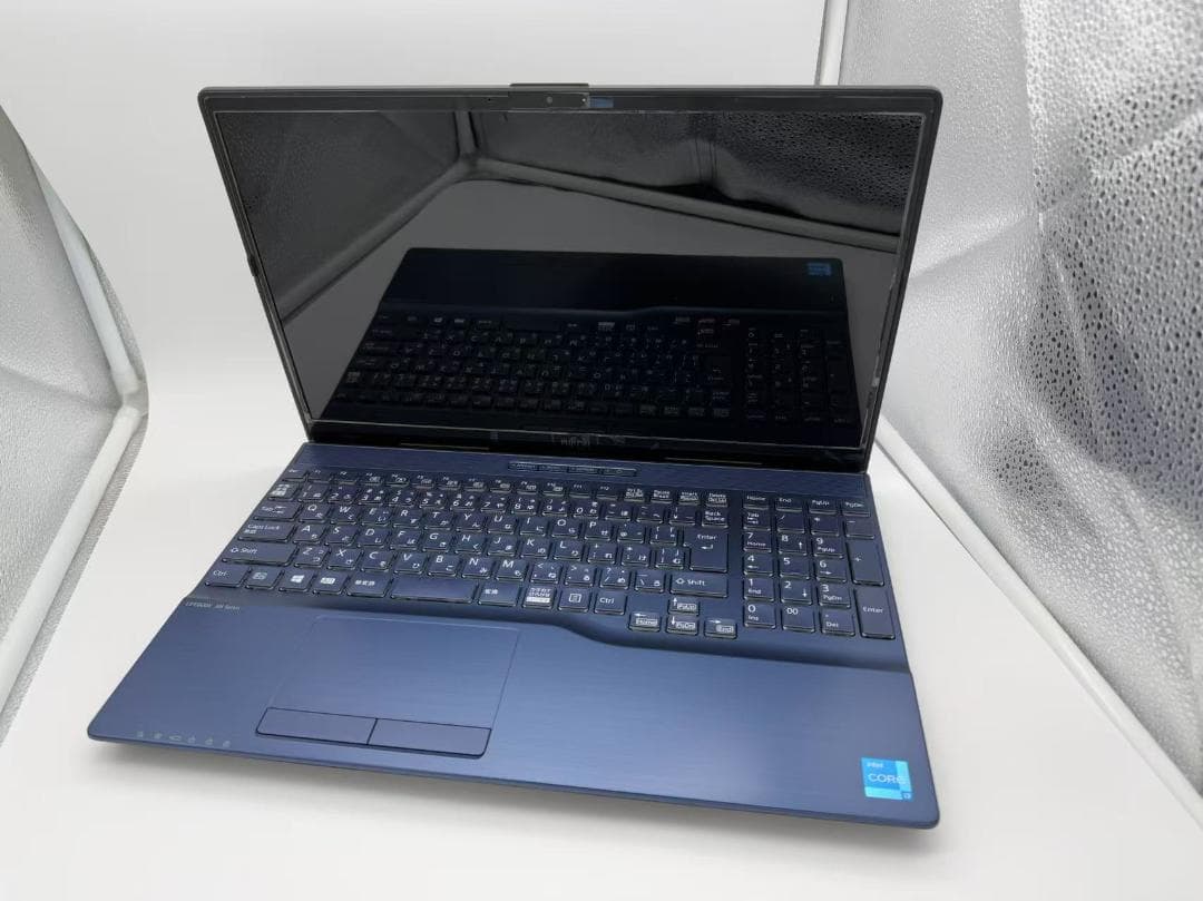 未使用品近い 富士通 第11世代 新品SSD512GB Office2021