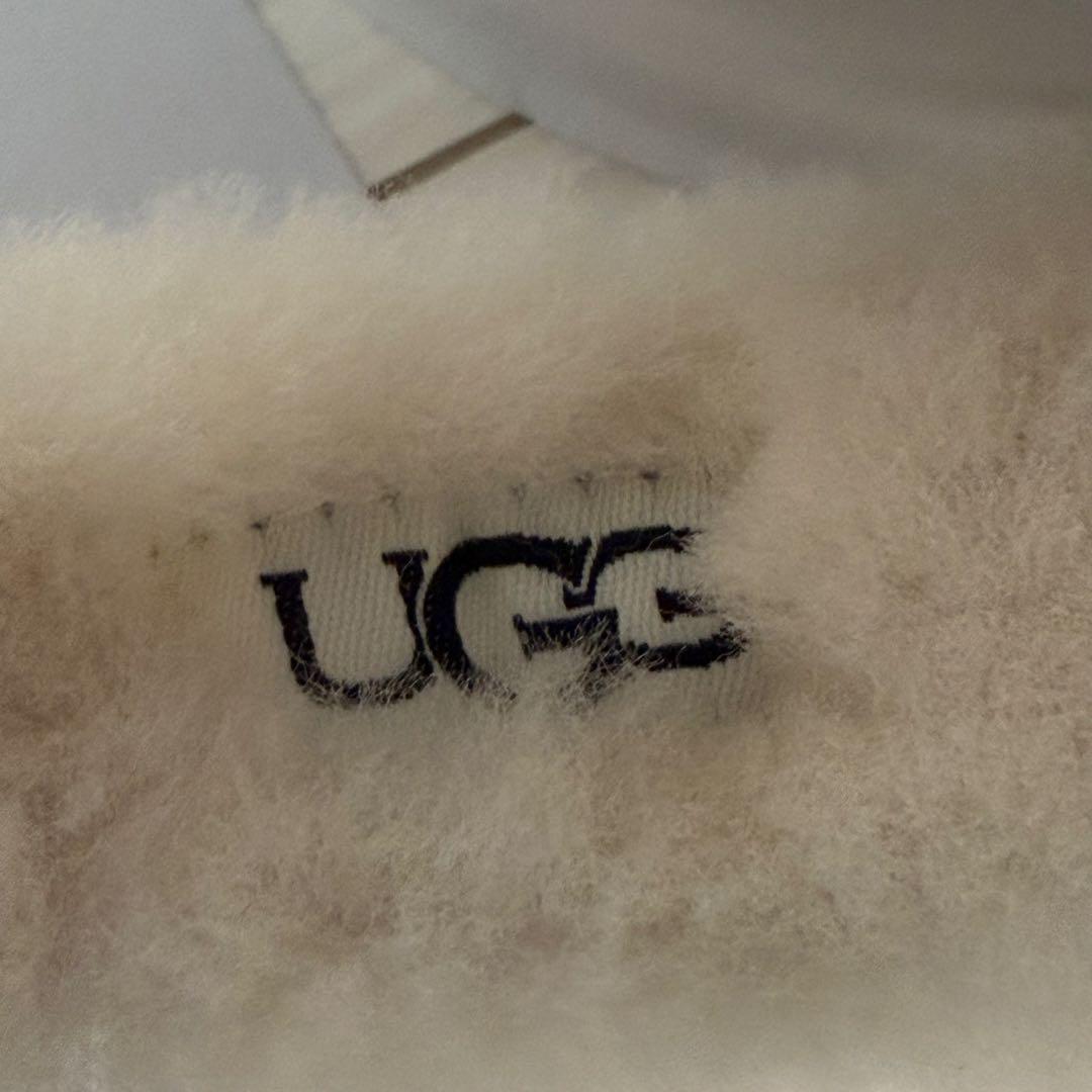 新品　UGG アグ シープスキン エンブロイダリー イヤマフ 耳当て　2025