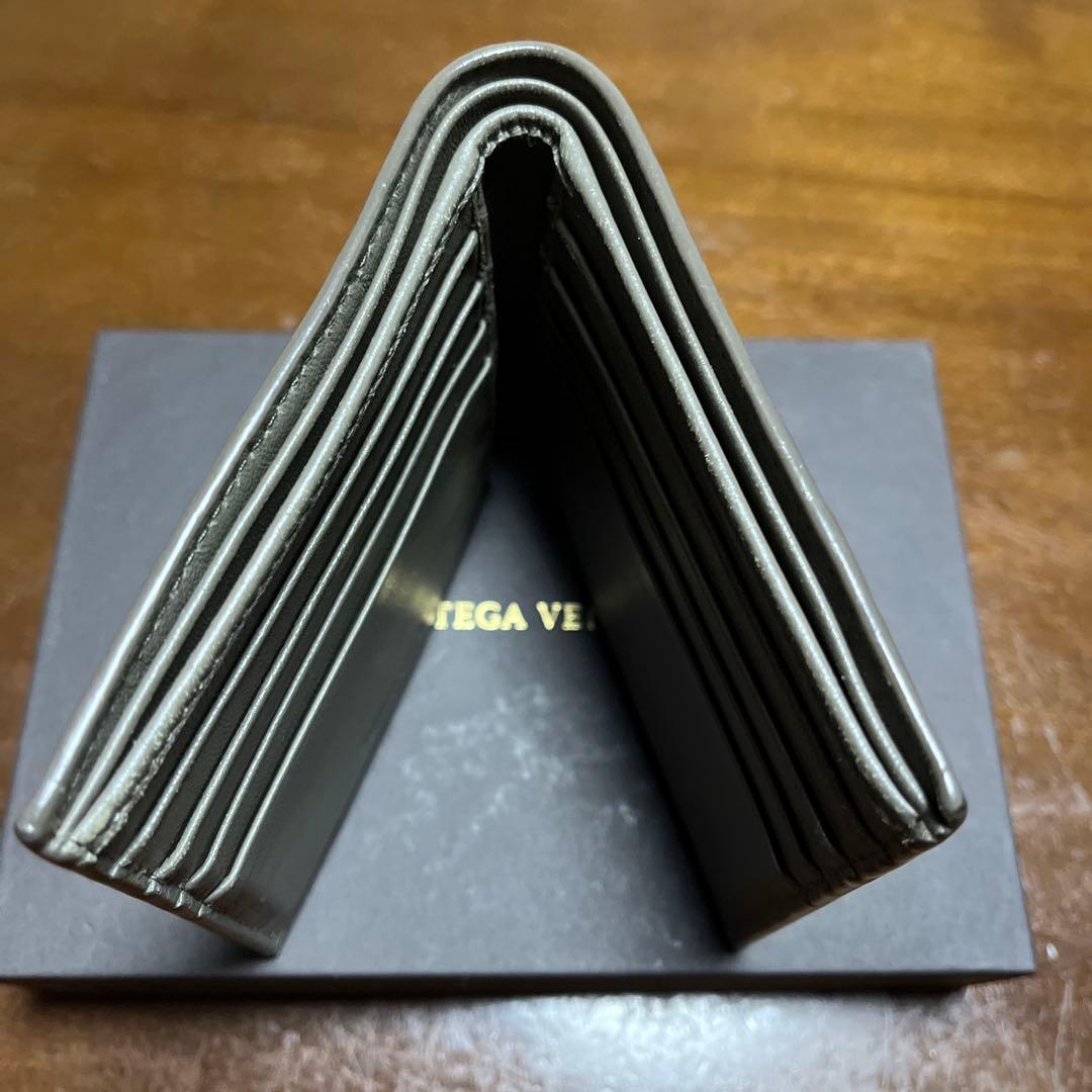 Bottega Veneta 二つ折り財布 美品です