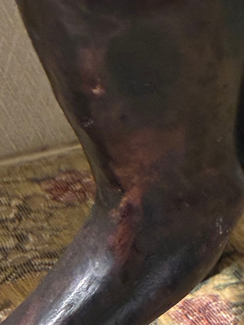 巨大な馬の置物 縁起物