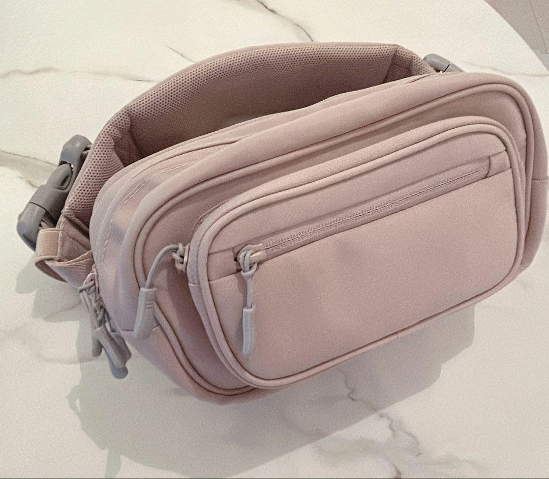 POMULU ヒップシート　ブラッサムピンク